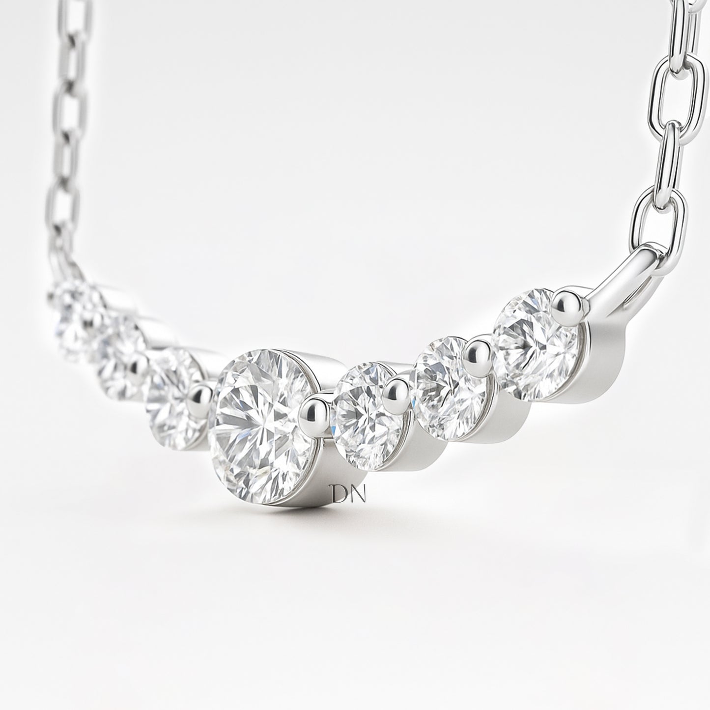 Clairon Bar Necklace